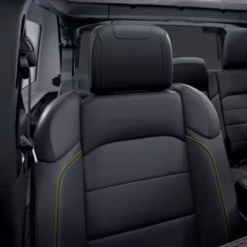 JEEP WRANGLER SAHARA MY24 ICE BLACK PREMIUM SEATS 330x330