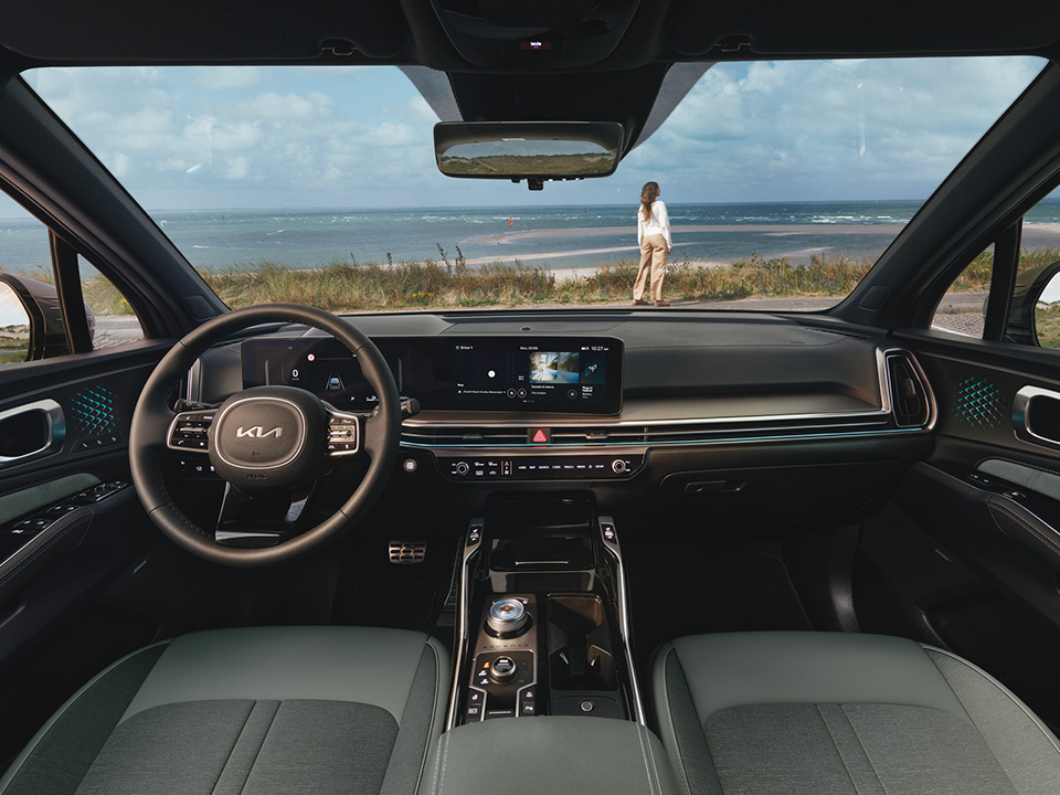 81ackia sorento phev my25 interior 1