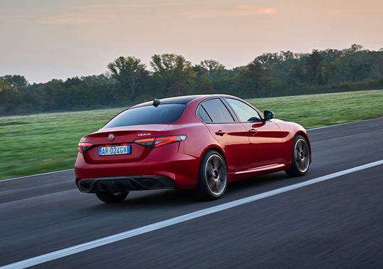 AR Giulia Merchant ContentGrid Engine 01