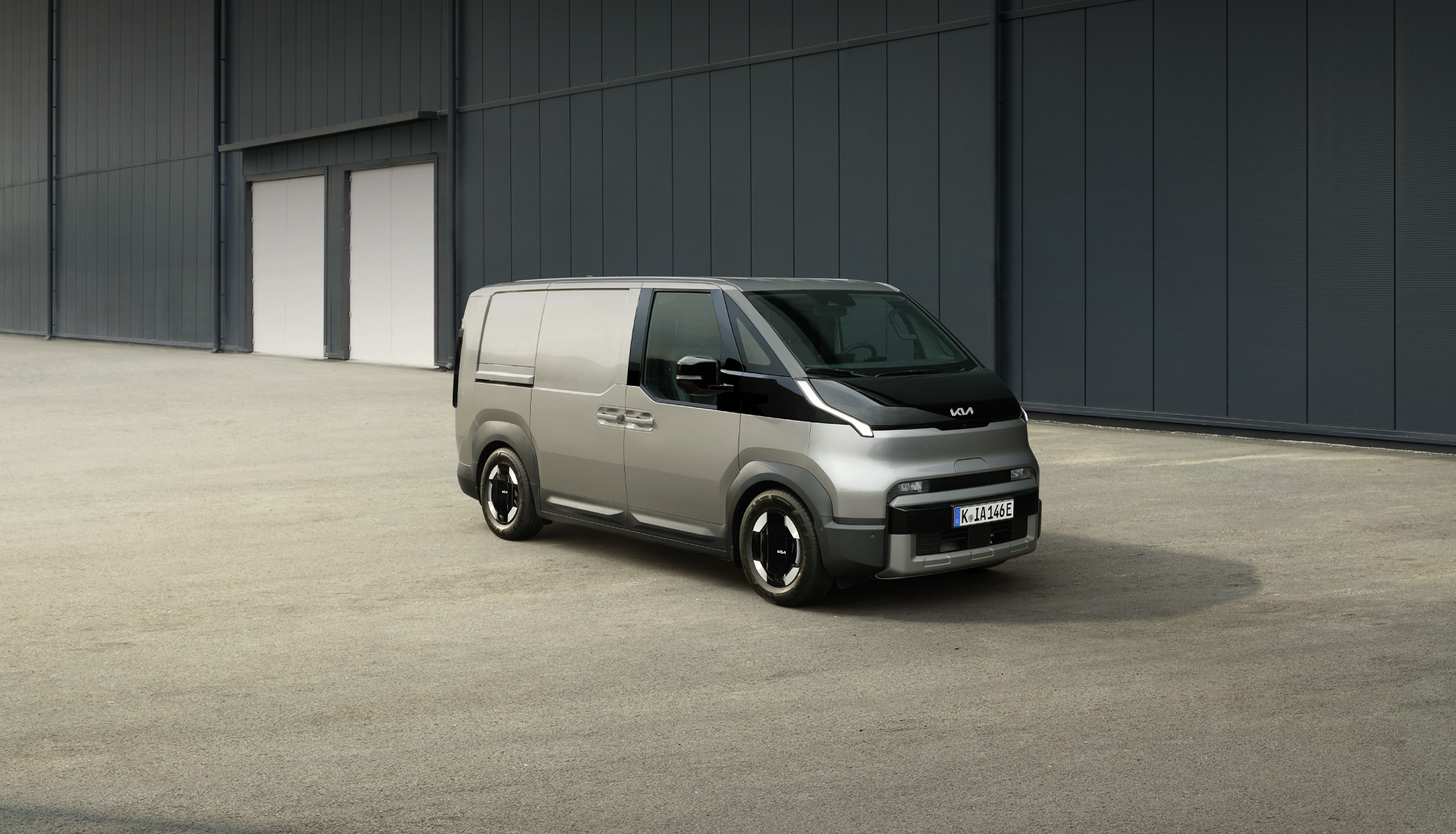 kia pv5 cargo hero model page w