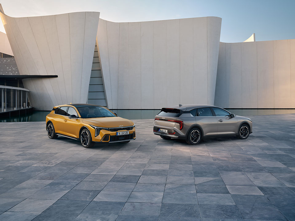 def5kia k4 exterior 5